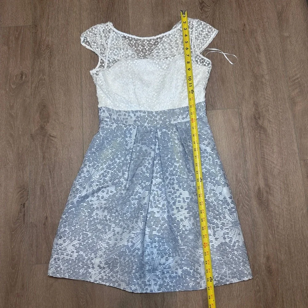 Kay Unger Jacquard Dress‎ Womens Lace Sequin Shimmer Blue Striped Size 4